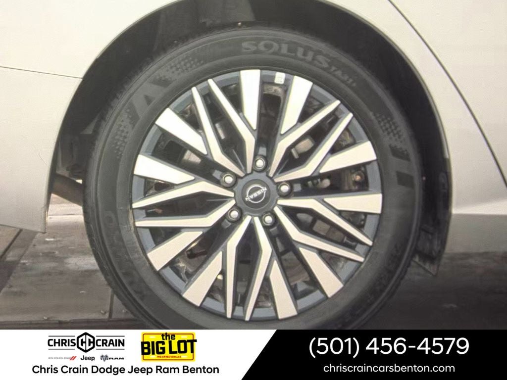 2025 Nissan Altima SV FWD