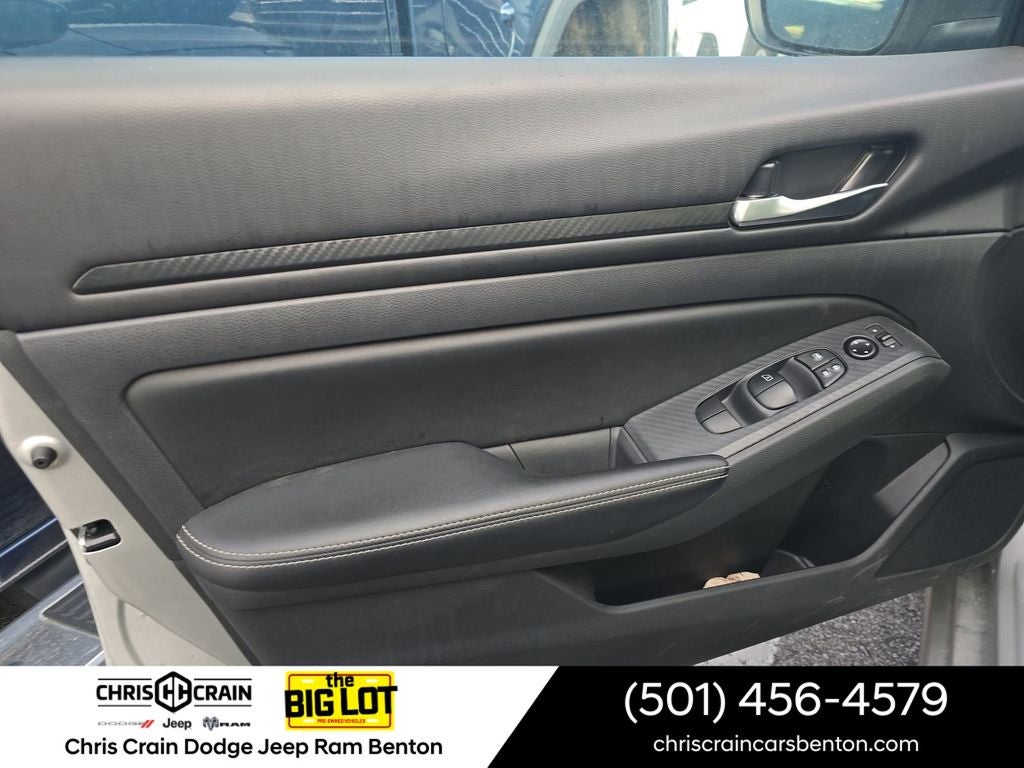 2025 Nissan Altima SV FWD