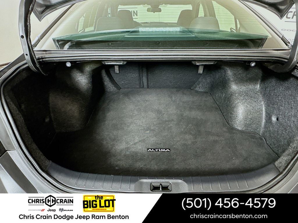 2023 Nissan Altima SV FWD