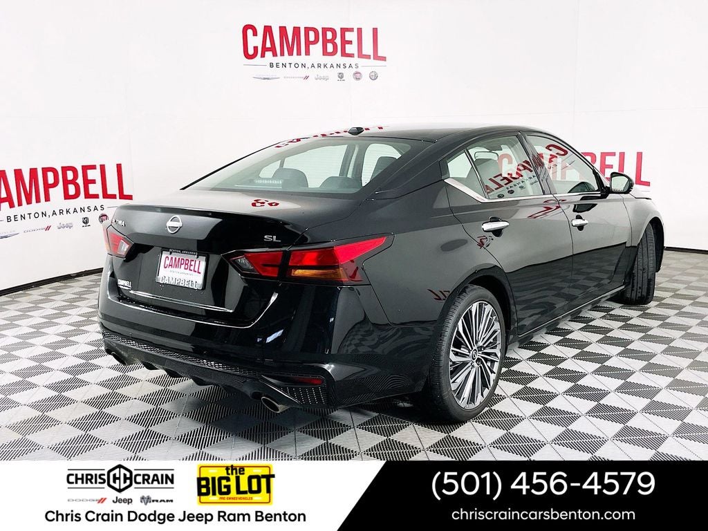 2023 Nissan Altima SL FWD