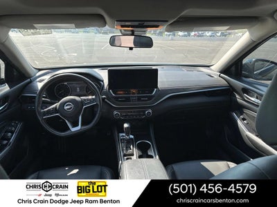 2023 Nissan Altima SL FWD
