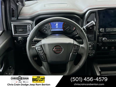 2024 Nissan TITAN Crew Cab PRO-4X 4x4