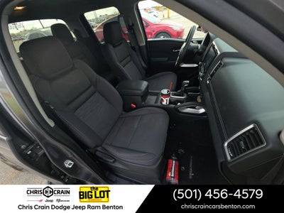 2024 Nissan Frontier Crew Cab SV 4x2