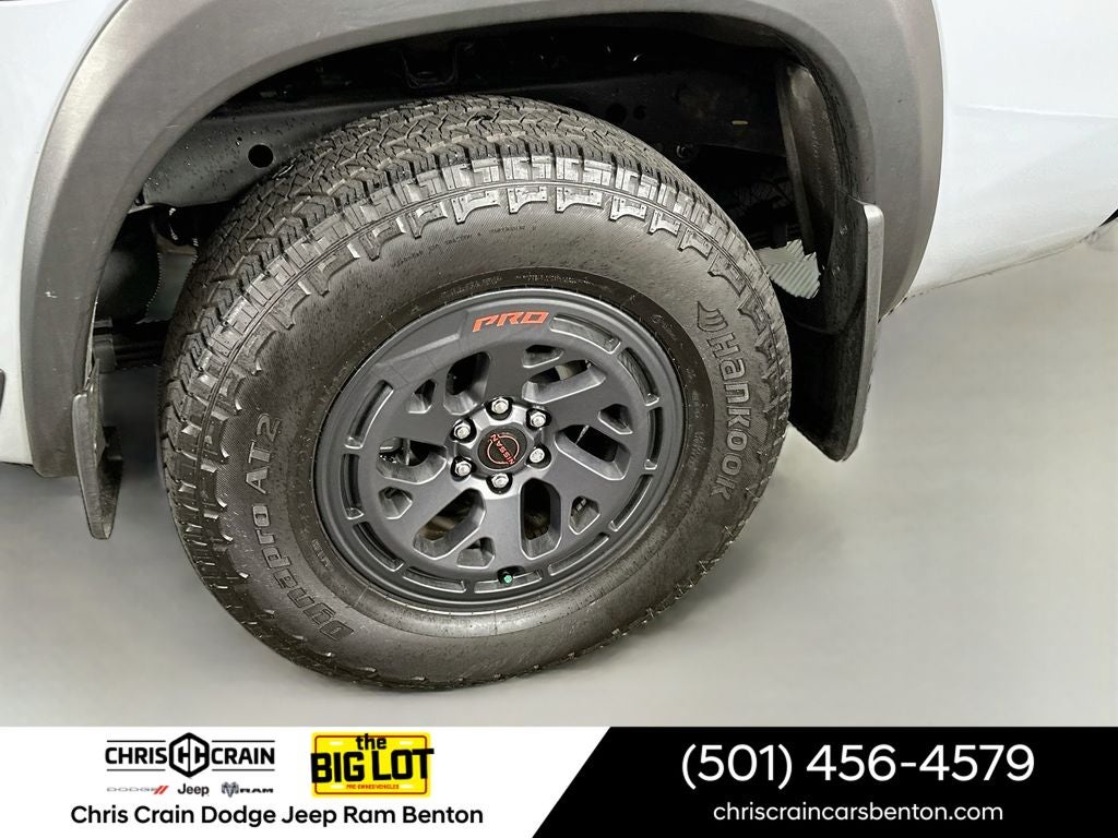 2026 Nissan Frontier Crew Cab PRO-4X 4x4