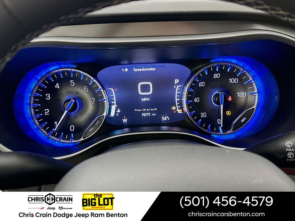 2025 Chrysler Voyager LX