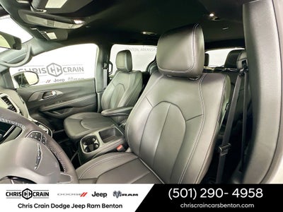 2026 Chrysler Voyager VOYAGER LX