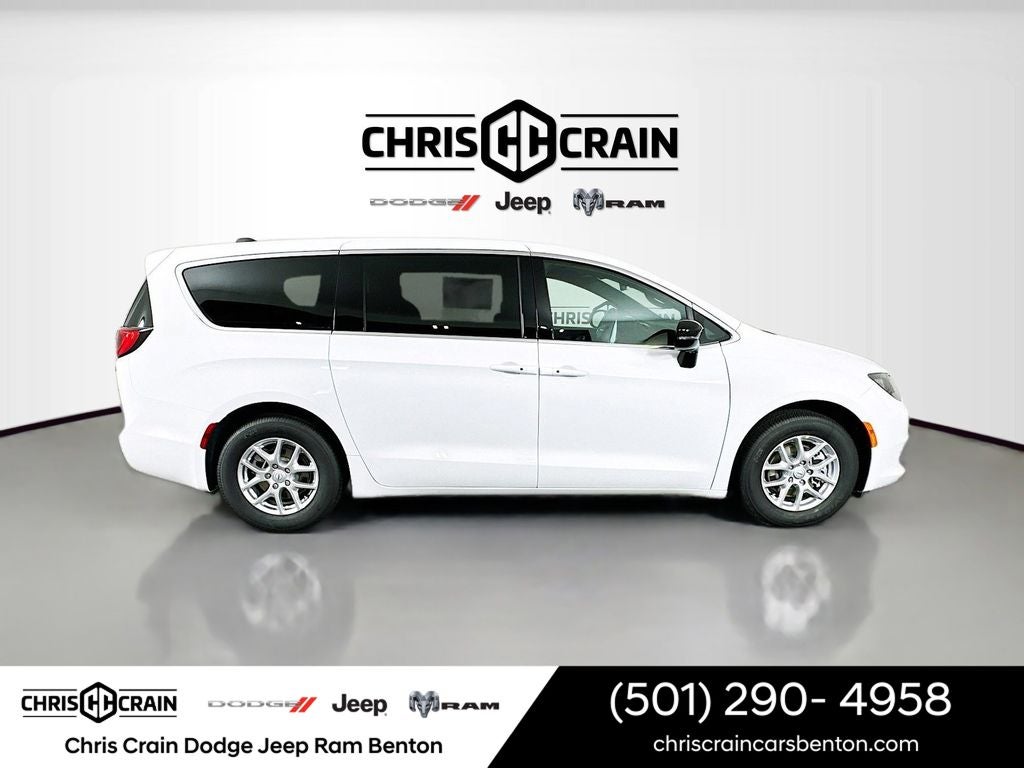 2026 Chrysler Voyager VOYAGER LX