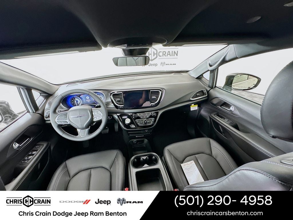 2026 Chrysler Voyager VOYAGER LX