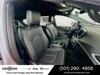 2026 Chrysler Voyager VOYAGER LX