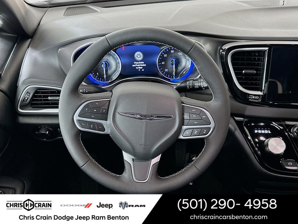 2026 Chrysler Voyager VOYAGER LX