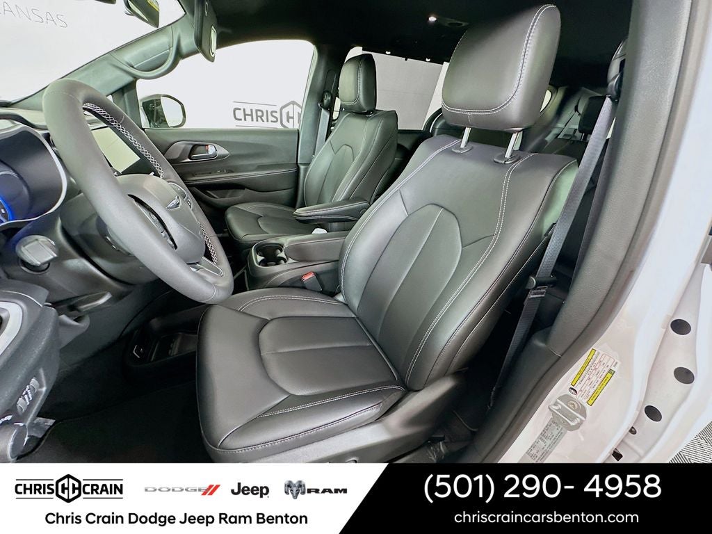 2026 Chrysler Voyager VOYAGER LX