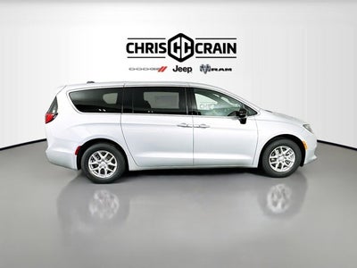 2026 Chrysler Voyager VOYAGER LX