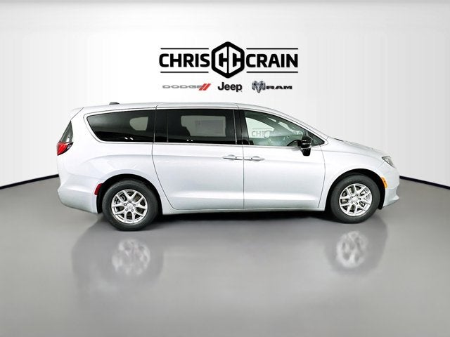 2026 Chrysler Voyager VOYAGER LX