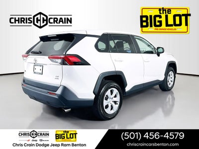 2024 Toyota RAV4 LE