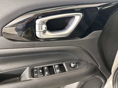 2027 Jeep Compass COMPASS LATITUDE ALTITUDE 4X4