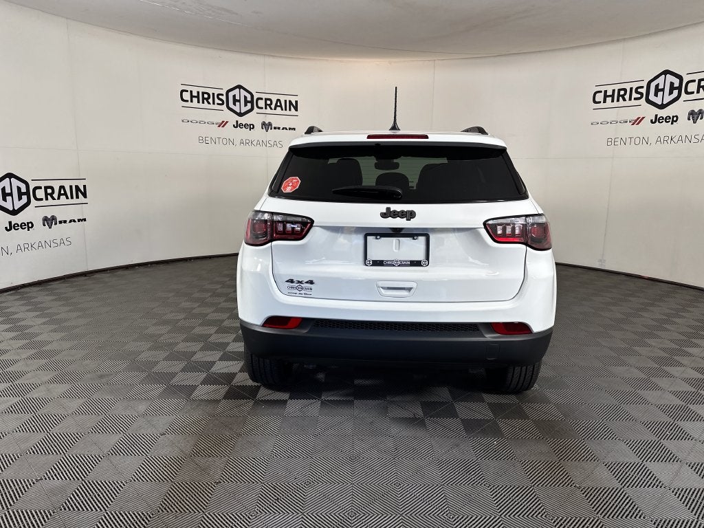 2027 Jeep Compass COMPASS LATITUDE ALTITUDE 4X4