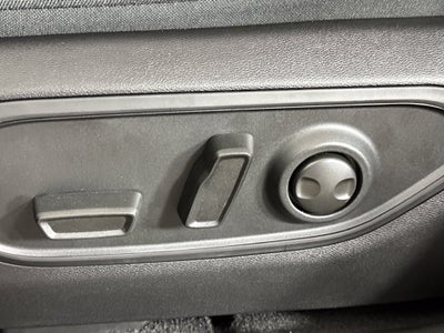 2027 Jeep Cherokee CHEROKEE LAREDO 4X4