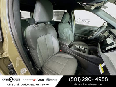 2026 Jeep Cherokee CHEROKEE LAREDO 4X4