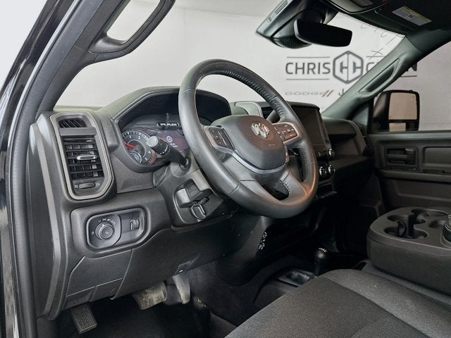 2024 RAM 3500 Tradesman Crew Cab 4x4 6'4' Box