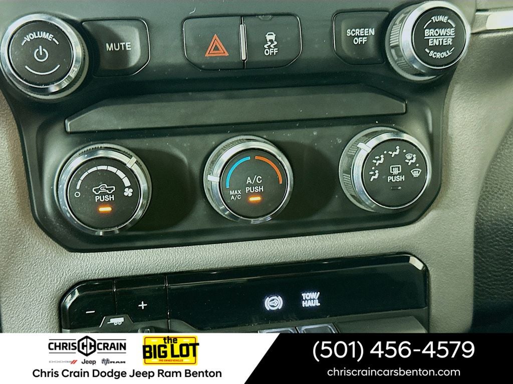 2024 RAM 3500 Big Horn Crew Cab 4x4 8' Box