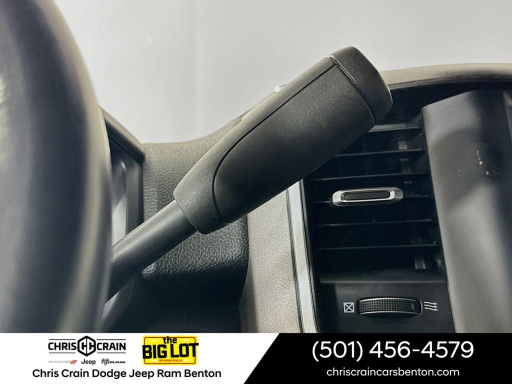 2024 RAM 3500 Big Horn Crew Cab 4x4 8' Box