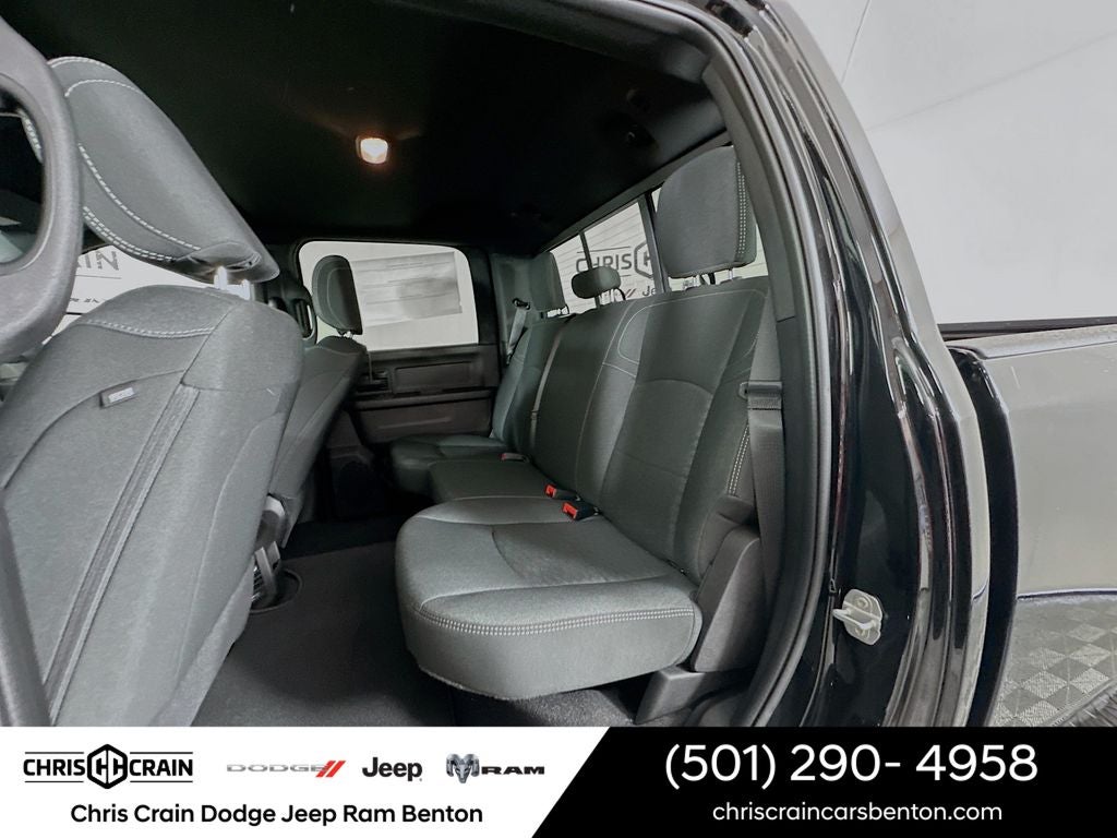 2026 RAM Ram 2500 RAM 2500 BLACK EXPRESS CREW CAB 4X4 6'4' BOX