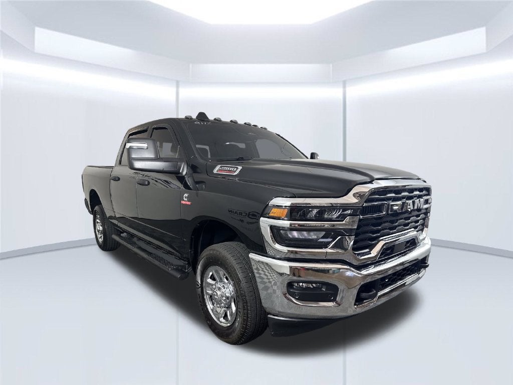 2025 RAM 2500 Tradesman Crew Cab 4x4 6'4' Box