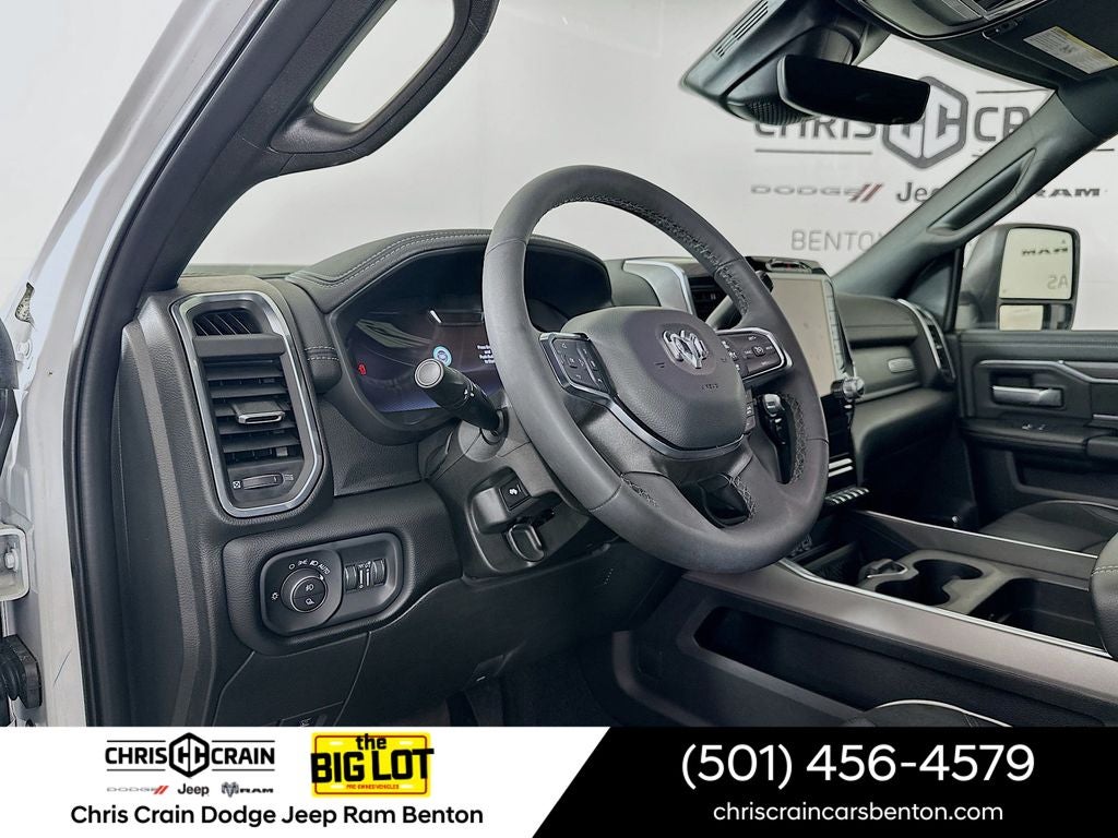 2025 RAM 3500 Laramie Crew Cab 4x4 8' Box