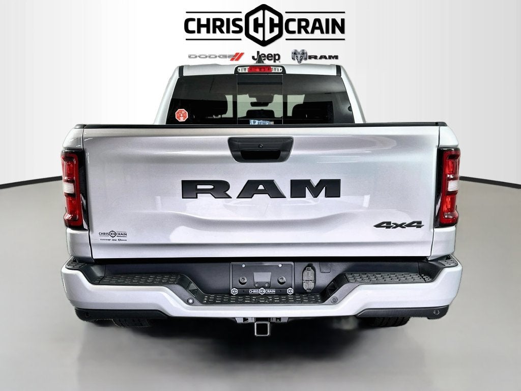 2027 RAM Ram 1500 RAM 1500 EXPRESS CREW CAB 4X4 5'7' BOX