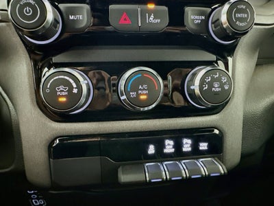 2027 RAM Ram 1500 RAM 1500 EXPRESS CREW CAB 4X4 5'7' BOX