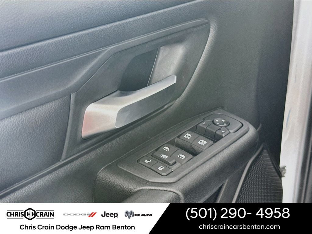2026 RAM 1500 RAM 1500 EXPRESS CREW CAB 4X4 5'7' BOX