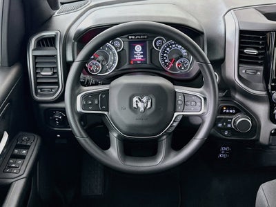 2027 RAM Ram 1500 RAM 1500 EXPRESS CREW CAB 4X4 5'7' BOX