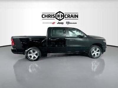 2027 RAM Ram 1500 RAM 1500 EXPRESS CREW CAB 4X4 5'7' BOX
