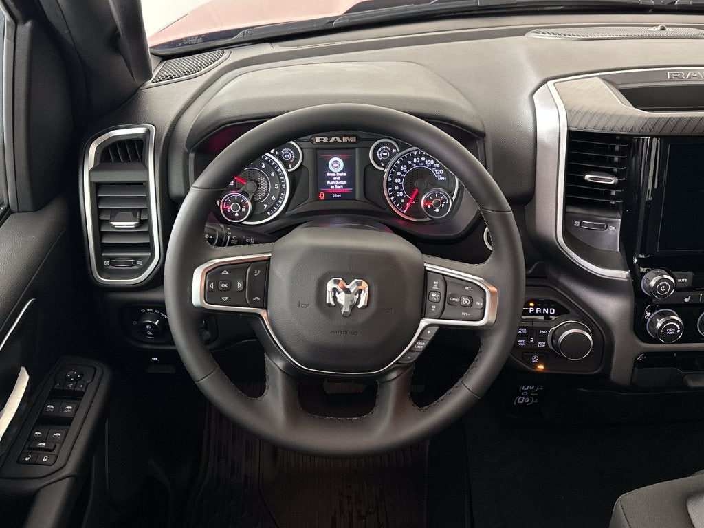 2027 RAM Ram 1500 RAM 1500 BIG HORN CREW CAB 4X4 5'7' BOX
