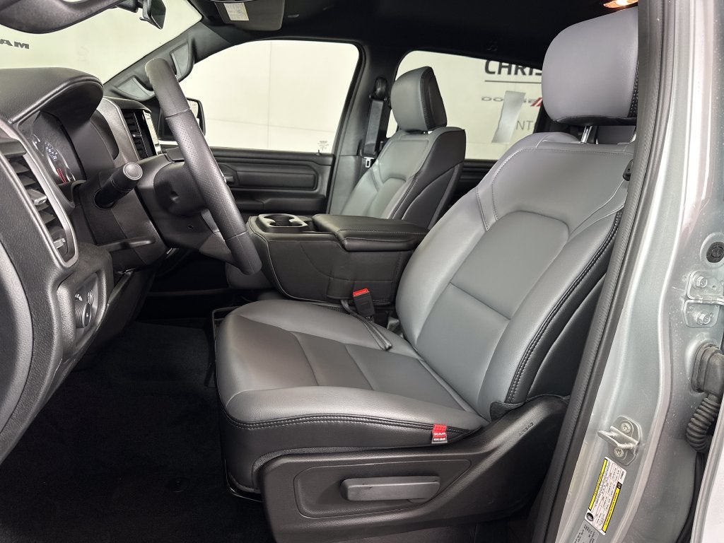 2026 RAM Ram 1500 RAM 1500 TRADESMAN CREW CAB 4X4 5'7' BOX