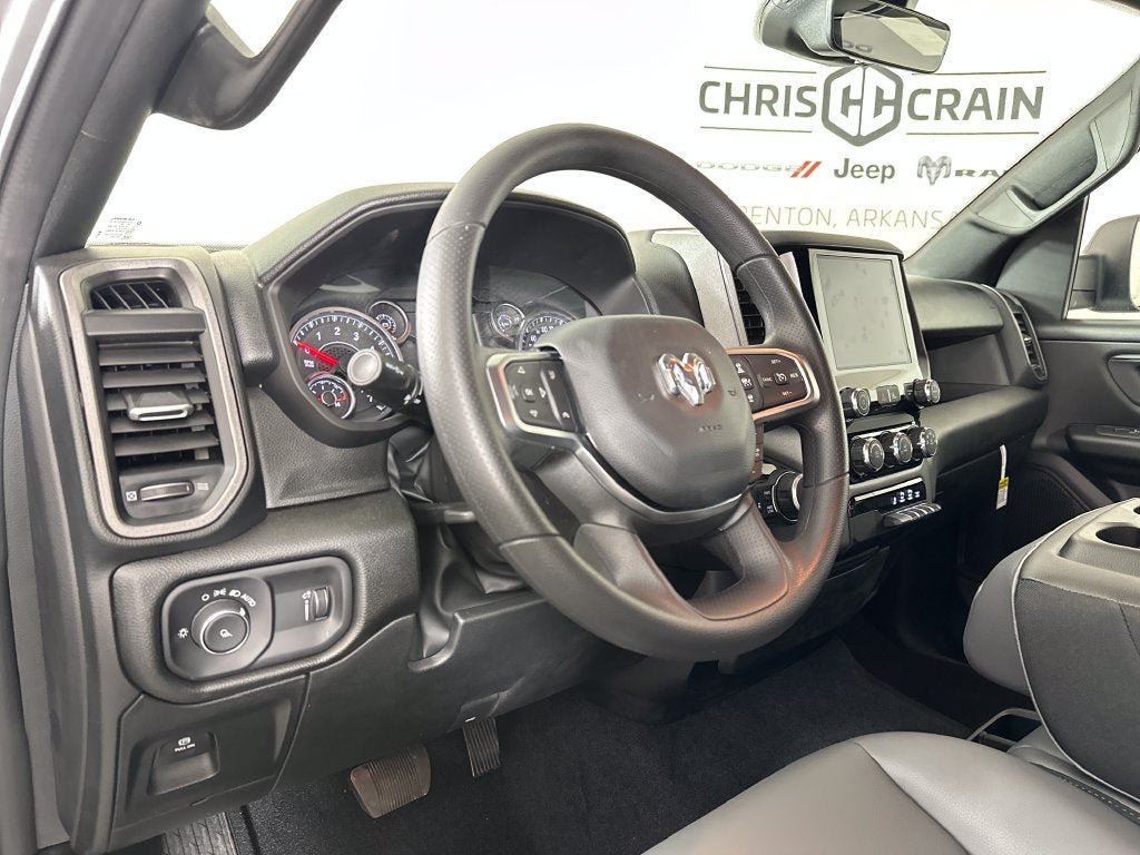 2026 RAM Ram 1500 RAM 1500 TRADESMAN CREW CAB 4X4 5'7' BOX