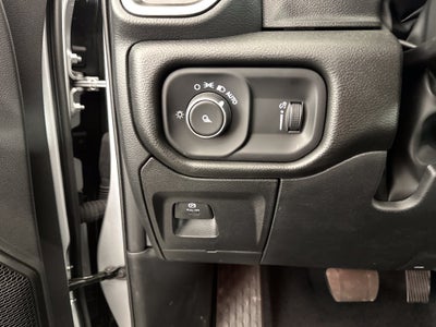 2026 RAM Ram 1500 RAM 1500 TRADESMAN CREW CAB 4X4 5'7' BOX