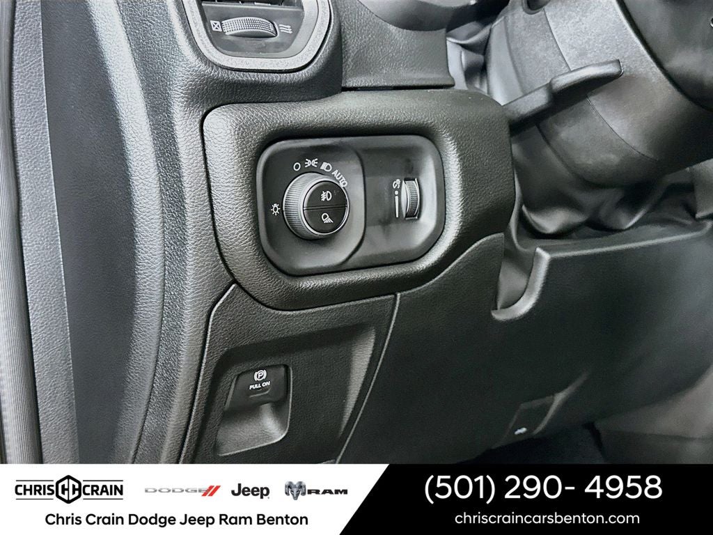 2026 RAM 1500 RAM 1500 EXPRESS CREW CAB 4X4 5'7' BOX
