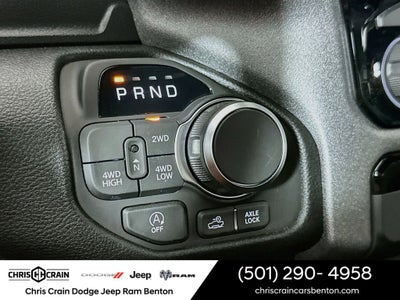 2026 RAM 1500 RAM 1500 EXPRESS CREW CAB 4X4 5'7' BOX