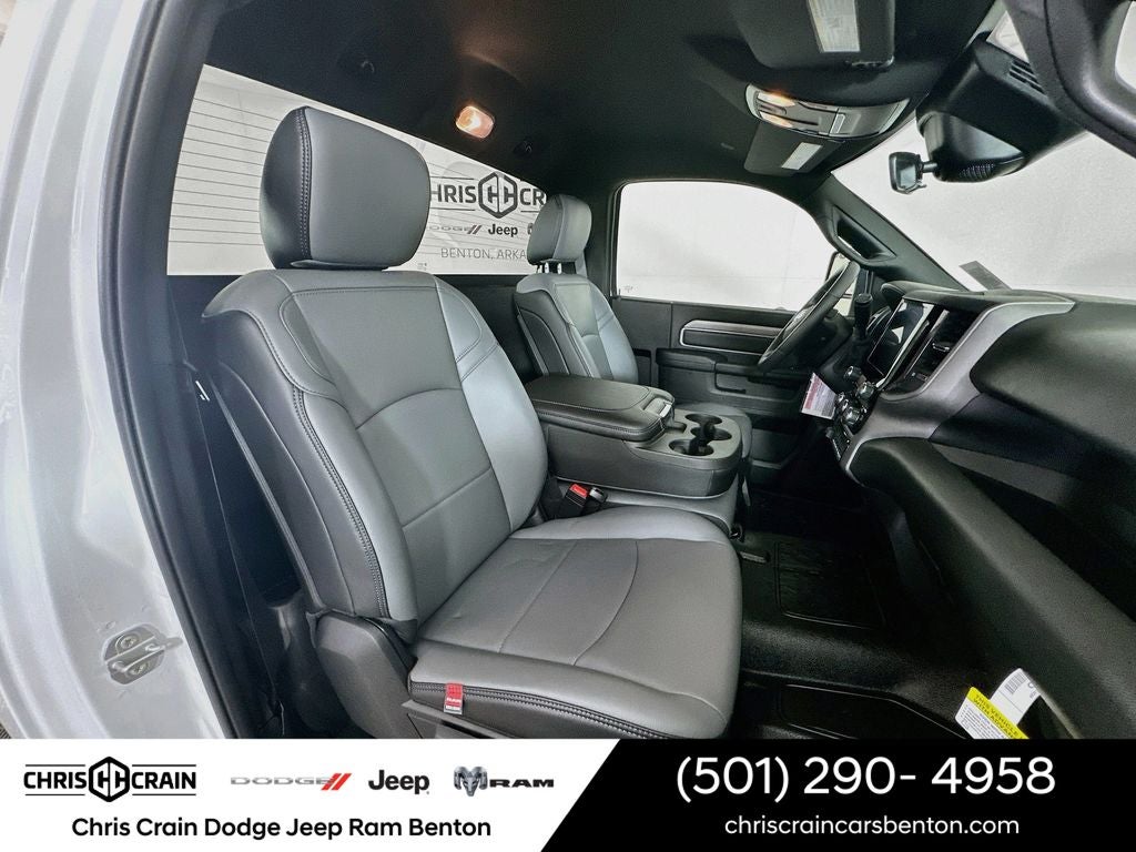 2026 RAM Ram 5500 Chassis Cab RAM 5500 TRADESMAN CHASSIS REGULAR CAB 4X4 84' CA