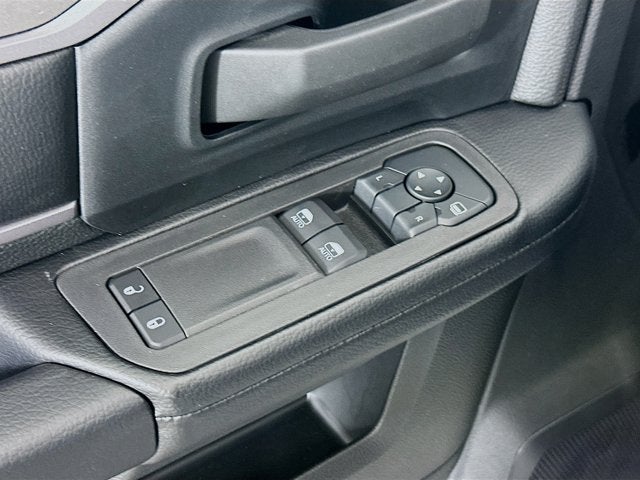 2026 RAM Ram 5500 Chassis Cab RAM 5500 TRADESMAN CHASSIS REGULAR CAB 4X4 84' CA