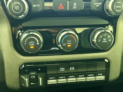 2026 RAM Ram 5500 Chassis Cab RAM 5500 TRADESMAN CHASSIS REGULAR CAB 4X4 84' CA