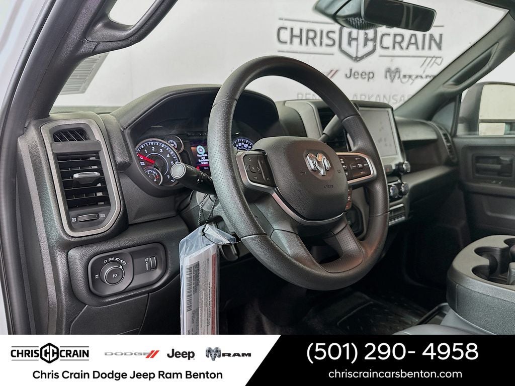 2026 RAM Ram 5500 Chassis Cab RAM 5500 TRADESMAN CHASSIS CREW CAB 4X4 84' CA