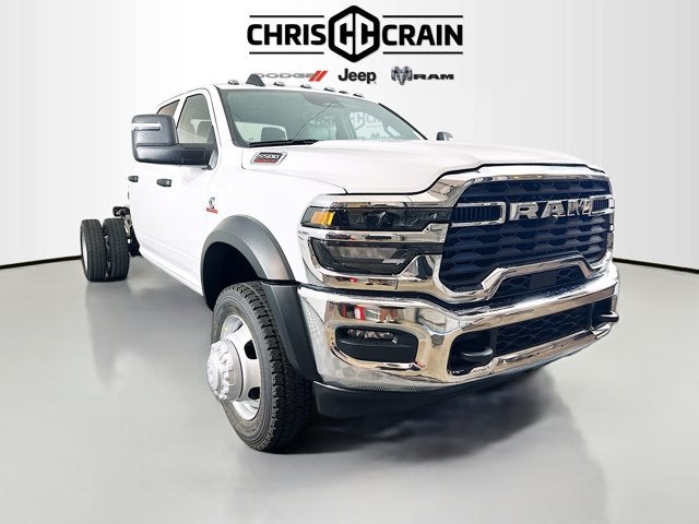 2026 RAM Ram 5500 Chassis Cab RAM 5500 TRADESMAN CHASSIS CREW CAB 4X4 84' CA