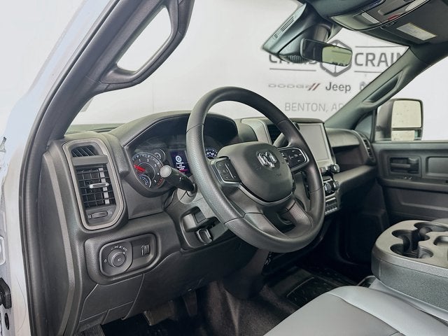 2026 RAM Ram 5500 Chassis Cab RAM 5500 TRADESMAN CHASSIS CREW CAB 4X4 84' CA