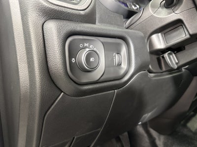 2027 RAM Ram 5500 Chassis Cab RAM 5500 TRADESMAN CHASSIS CREW CAB 4X4 84' CA