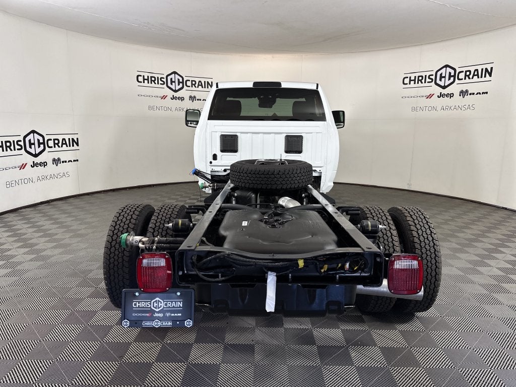 2027 RAM Ram 3500 Chassis Cab RAM 3500 TRADESMAN CHASSIS REGULAR CAB 4X4 84' CA