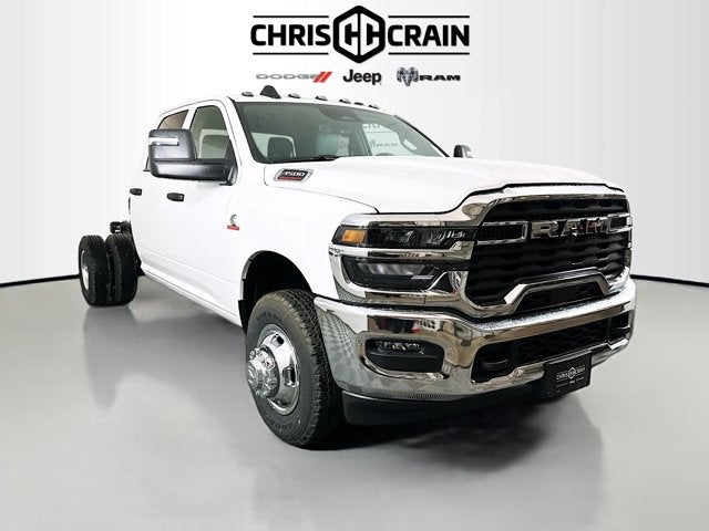 2026 RAM Ram 3500 Chassis Cab RAM 3500 TRADESMAN CREW CAB CHASSIS 4X4 60' CA