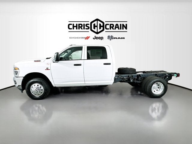 2026 RAM Ram 3500 Chassis Cab RAM 3500 TRADESMAN CREW CAB CHASSIS 4X4 60' CA