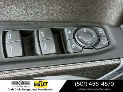 2022 GMC Sierra 1500 Limited 4WD Crew Cab Short Box AT4